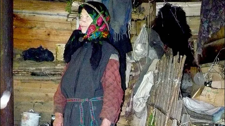 Neobișnuita poveste a "celei mai singure femei din lume" 