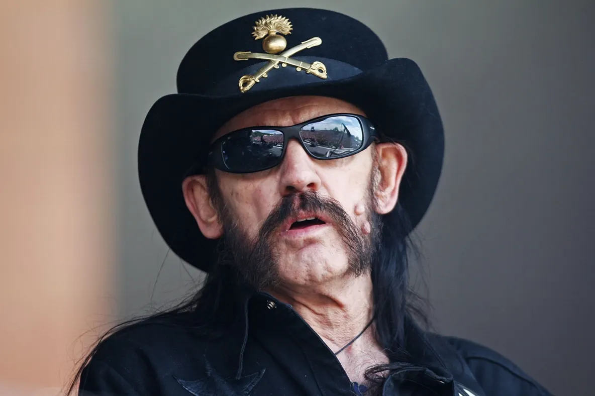 Film biografic despre liderul legendarei trupe metal Motörhead