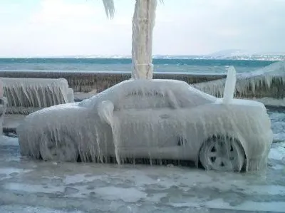 Atenţie la ger! Zece piese importante de la maşină ce ar putea fi distruse 