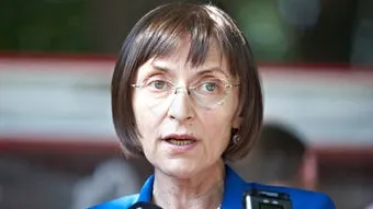 Plictiseală și în plen la Chișinău. Cum a fost surprins ministrul Educației 