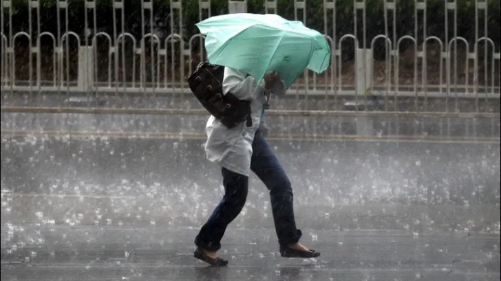 Avertizare meteo de vreme rea, valabilă de sâmbătă noapte până marţi 