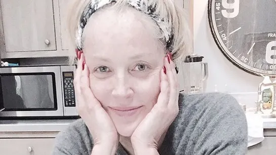 Aşa arată nemachiată o celebră actriţă de la Hollywood. O recunoşti?
