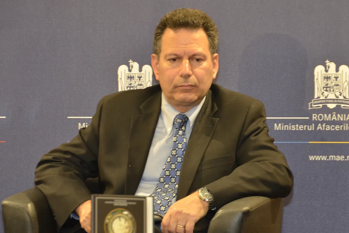 Robert D. Kaplan: România se descurcă surprinzător de bine. Politica, economia, la nivel foarte bun