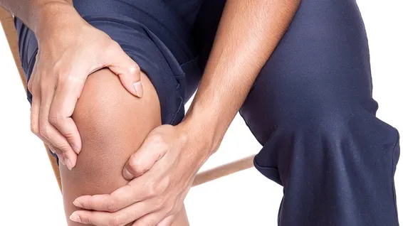 Scapă de apa la genunchi, în 12 zile! Această terapie 100% naturală are efecte uimitoare