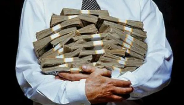 Cel mai bogat om din lume a donat 4,6 miliarde de dolari din averea sa