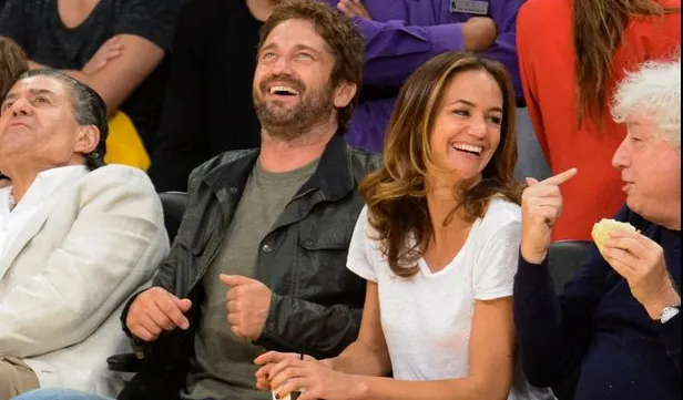 Veste bună pentru femei. Gerard Butler este din nou singur. De ce l-a părăsit iubita