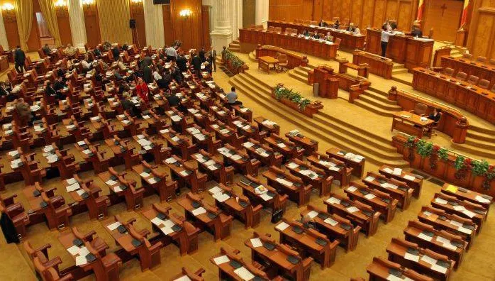 Cât a cheltuit Camera Deputaților anul trecut. 9,4 milioane de lei, numai în luna decembrie 