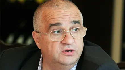 Miniștrii Stroe și Dobre, de partea lui Tudose. „Premierul trebuie să aibă decizia"