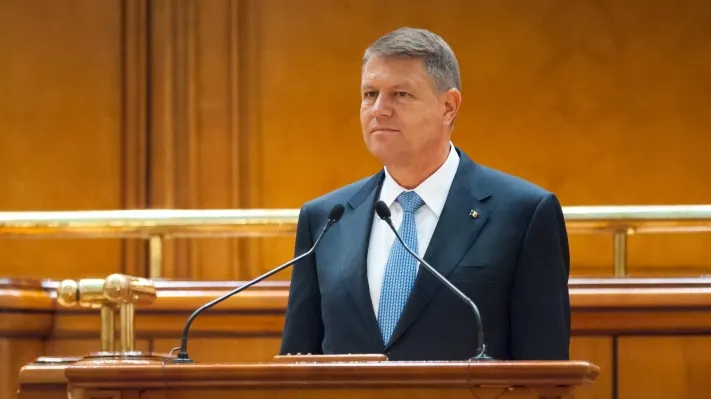 Iohannis, către Parlament: "Ce facem cu marile sisteme publice: educaţie, sănătate, pensii?"