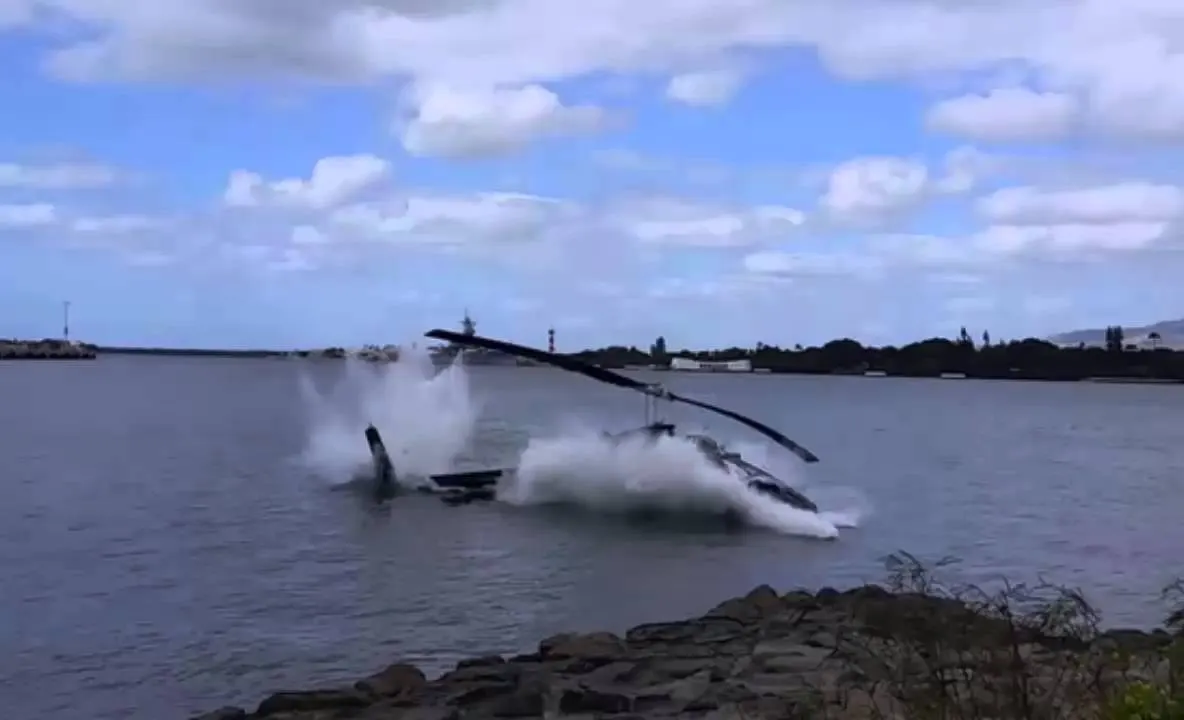 Un elicopter cu civili s-a prăbușit în mare. 5 victime au fost transportate la spital