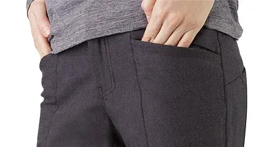 Noroc fantastic: ce a găsit o clujeancă în buzunarul unor pantaloni second hand