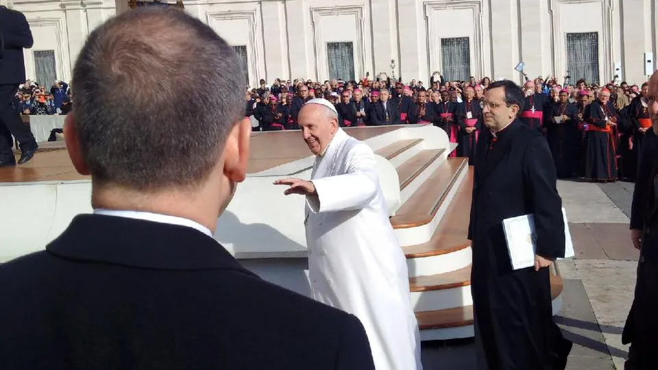 Vlad Alexandrescu: "L-am salut pe Papa Francisc, transmițându-i un mesaj din partea României"