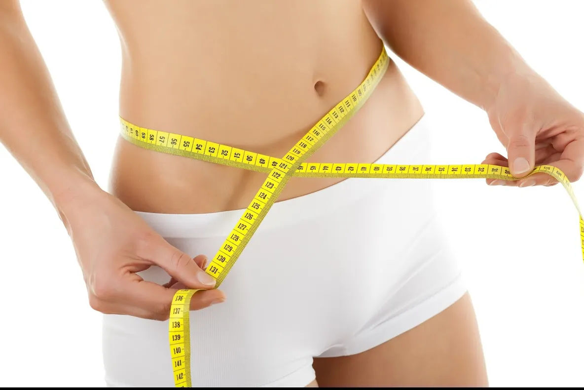 Vrei să mănânci mai mult şi să nu te îngraşi? Urmează aceste 5 trucuri simple