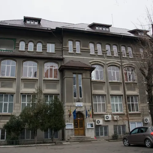 Umilinţele de la Liceul Tudor Vianu. Mama unei eleve, alte mărturisiri cumplite: "Nu pot să tac!"