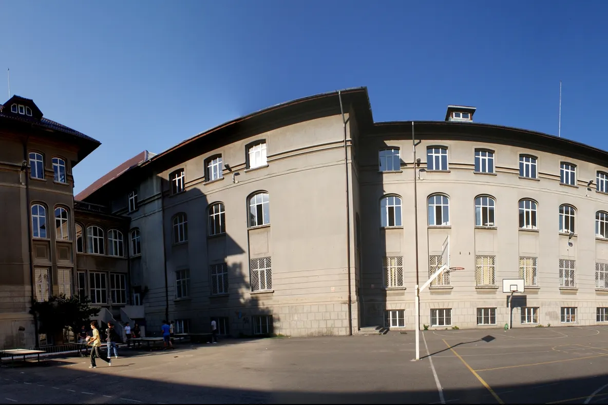 Anchetă la colegiul ,,Tudor Vianu"