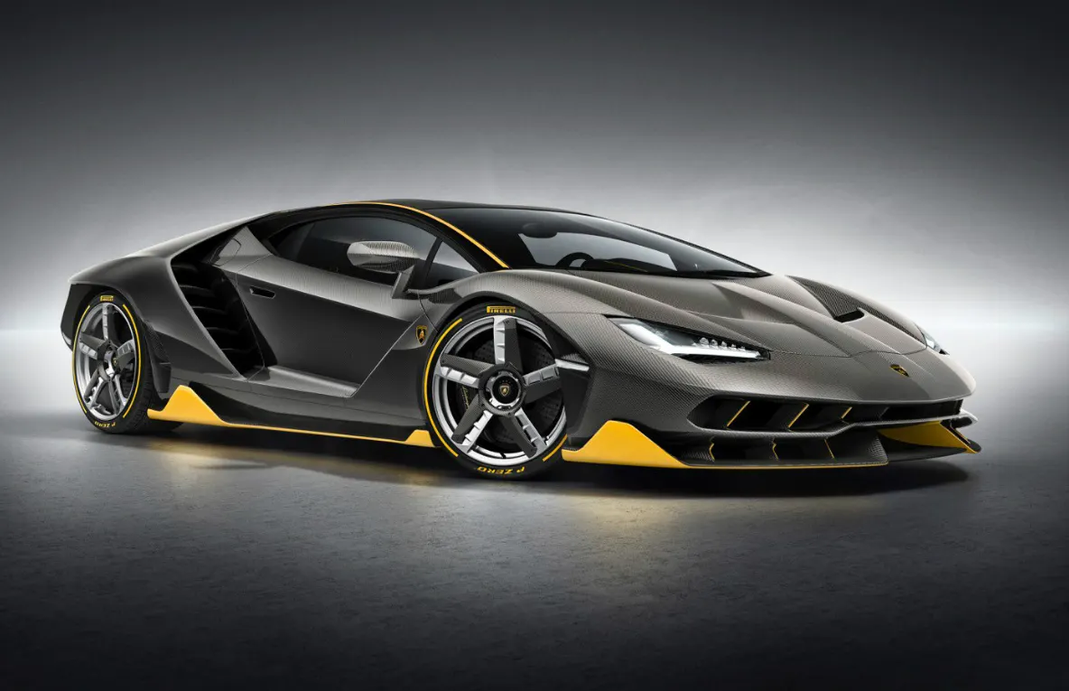 A apărut primul telefon Lamborghini: Oligarhii ruși fac coadă să-l cumpere! Cum arată și cât costă