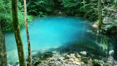 Minunile României: Lacul cu reflexe de smarald din Maramureș, unic în Europa 