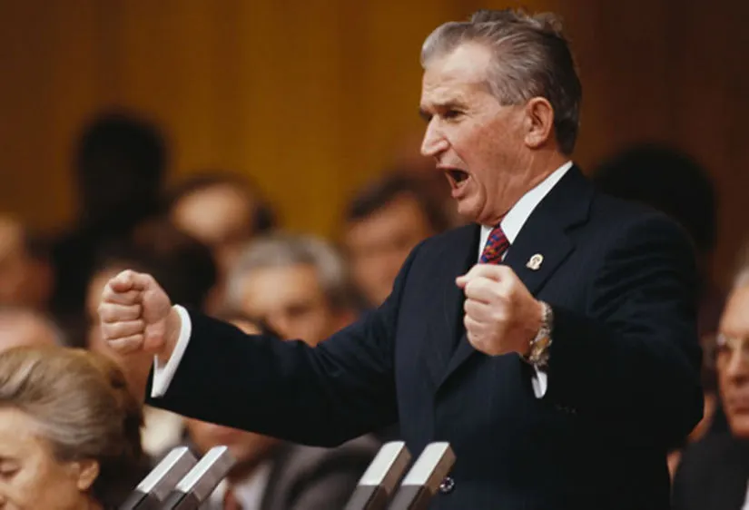 Nicolae Ceauşescu şi bolizii secreţi din garajul fostului dictator
