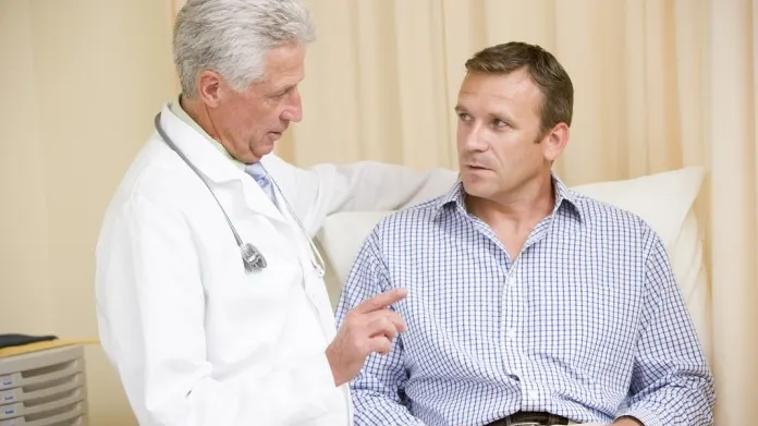 Operaţia penisului care ţine cancerul la distanţă. Ai face o astfel in intervenţie medicală?