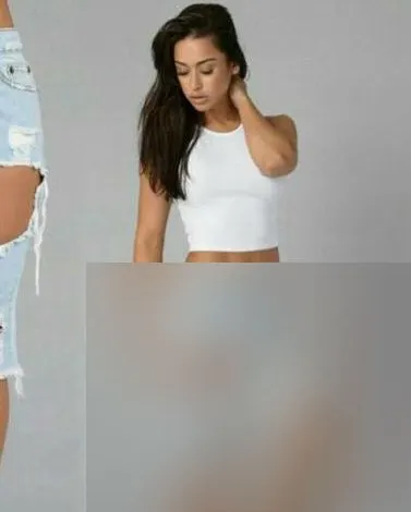 Când a ieșit pe stradă, oamenii s-au crucit. Pantalonii care o lasă mai mult dezbrăcată