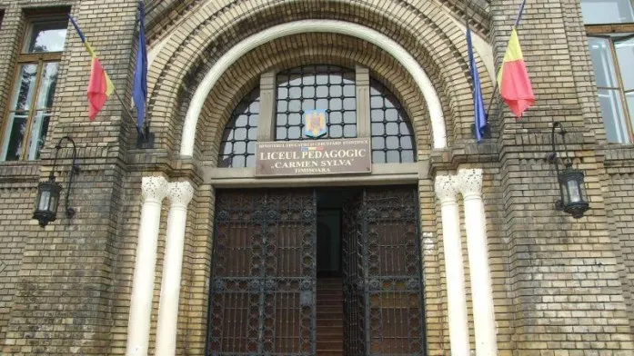 Amenzi pentru Liceul Pedagogic din Timişoara. CNCD acuză: Discriminare