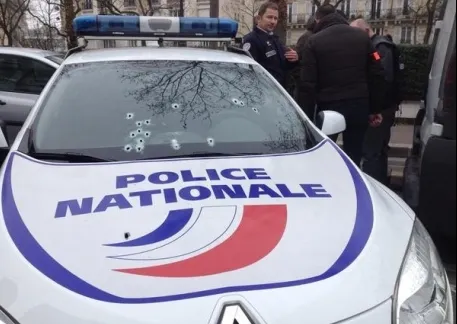 Român de 20 de ani, înjunghiat mortal în Franţa