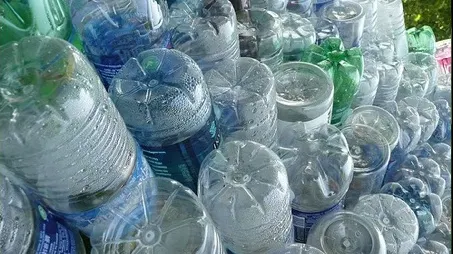 ÎNGRIJORĂTOR! Ziua și transportul ilegal de deșeuri. 21 de tone de deșeuri din plastic descoperite într-un camion la Vama Giurgiu