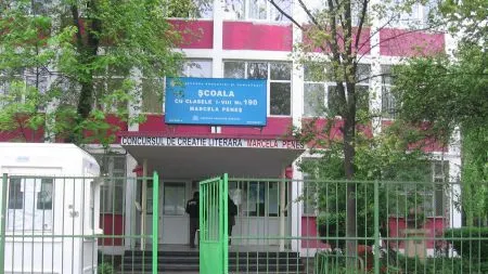 Şcoală evacuată din sectorul 4, după ce "Dorel" a spart, accidental, o ţeavă de gaze