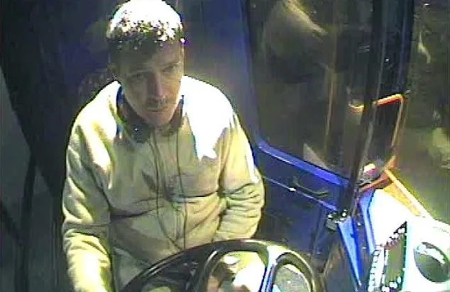 A adormit în autobuz și s-a trezit în depoul pustiu. Ce s-a întâmplat după întrece orice imaginație