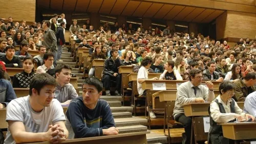 Radiografia unui dezastru iminent.Raportul Curţii de Conturi despre învăţământ, în ultimii 25 de ani