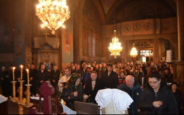 Calendar creștin ortodox. Credincioșii prăznuiesc o mare sfântă. Multe românce îi poartă numele