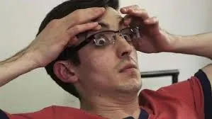 S-a uitat la televizor timp de 94 de ore. Ce a păţit bărbatul, după cele patru zile
