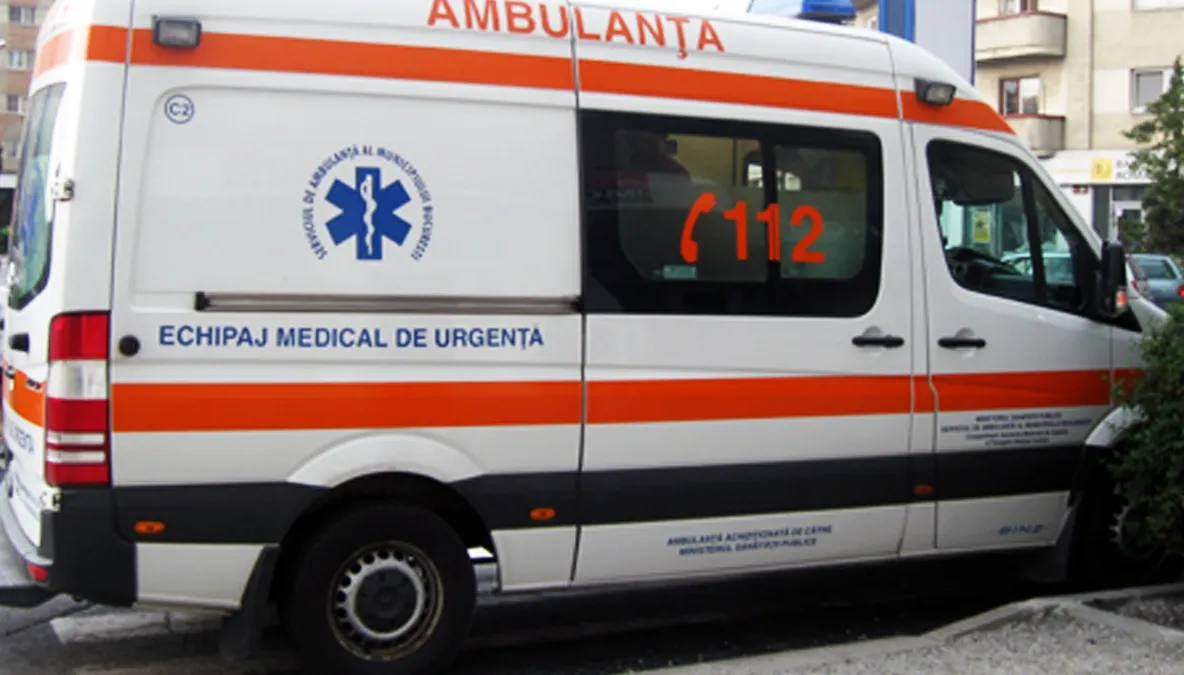 Patru oameni au fost înjunghiaţi într-o piaţă auto de lângă Cluj-Napoca