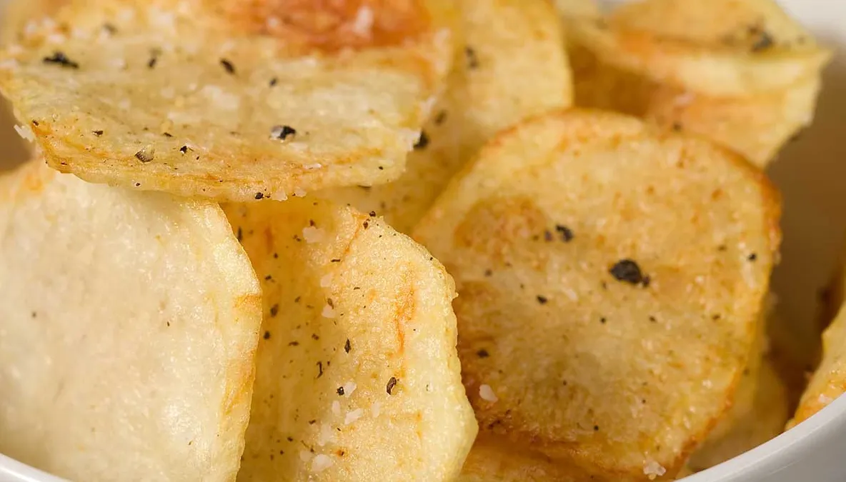 Chipsuri de legume coapte, făcute în casă. Un deliciu pe care nu îl vei putea uita așa curând!