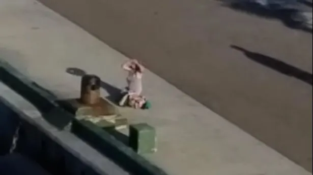 Imagini dramatice. Ce a făcut o mamă când a pierdut vaporul pe care se aflau copiii ei