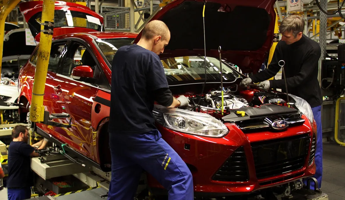 Un nou scandal în industria auto. Ford recheamă peste 800.000 de maşini 