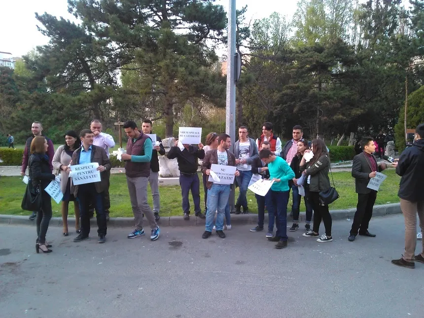 Bolnavii de cancer din Constanța, trimiși la moarte de autorități! Șmenurile familiei Făgădău