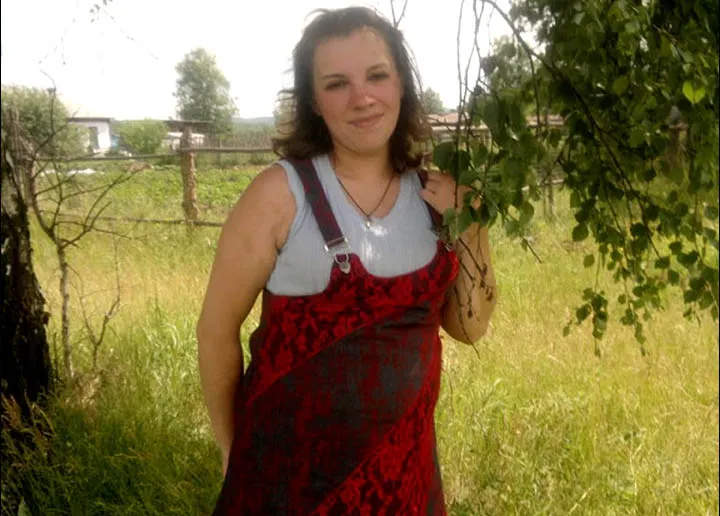 A aflat că are gemeni. La 9 luni, la cezariană, medicii s-au îngrozit: ce au găsit în burta femeii