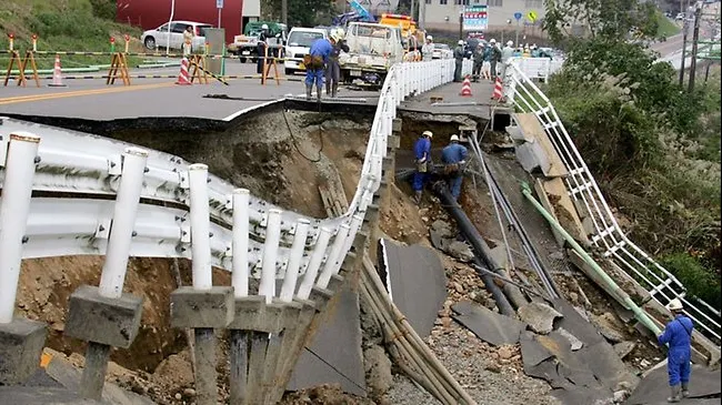 Cutremur de 7,3 grade în Japonia. Bilanţul victimelor creşte alarmant de repede: 19 morţi