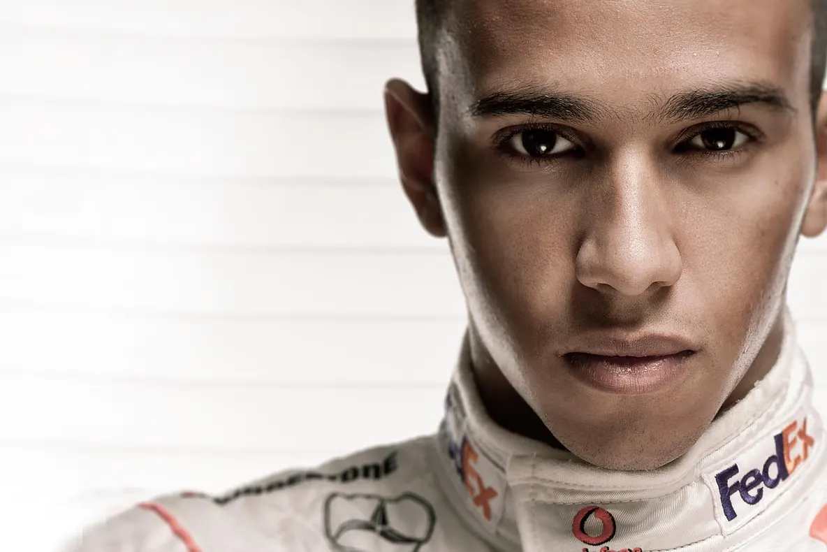 Formula 1. Lewis Hamilton, veste ce-l doare rău: va fi retrogradat cinci locuri pe grila de start 