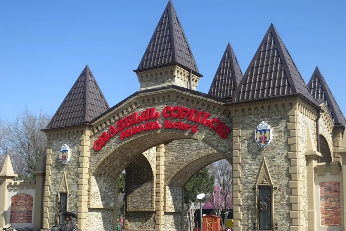 Primarul Sectorului 4 a sistat lucrările la ”Memorialul Colectiv” din Parcul Lumea Copiilor