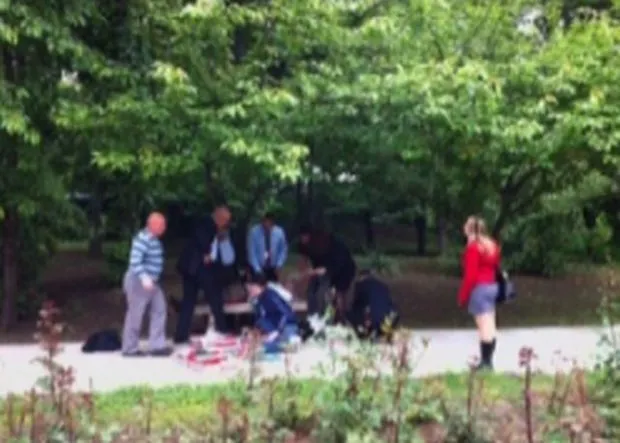 FOTO. Moment şocant la Cotroceni! Un general a leşinat. Cine i-a acordat primul ajutor?