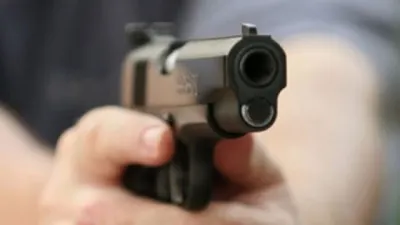 Scene incredibile pe străzile din Alexandria: două focuri de armă trase după un şofer fără permis