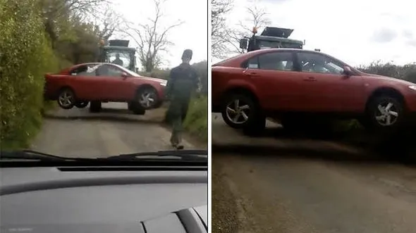 Şi-a parcat Mazda roşie într-un sat, fără să citească semnele. Ce a urmat a şocat pe toată lumea