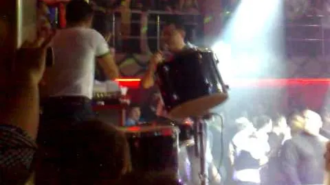 Scene șocante în club. Fiul lui Nicolae Guță a băgat o tânără în spital
