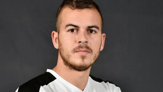 Mama lui Denis Alibec a şocat: "Fiul meu fumează 3-4 ţigări pe zi"