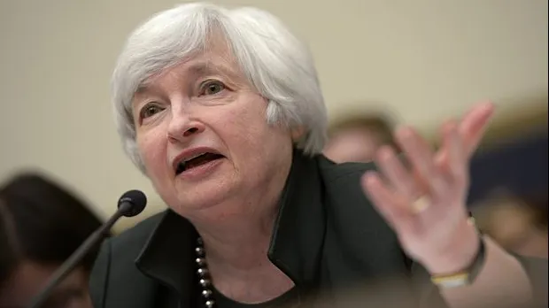 Epoca dolarilor ieftini s-a încheiat. Ce pregătește FED-ul american