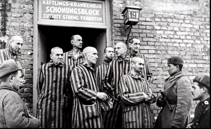 Ce secret ascundea cana unui fost prizonier de la Auschwitz. Muzeografii au fost șocați
