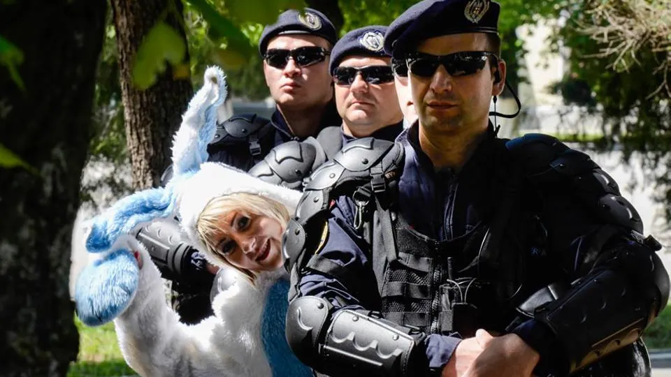 Mesaje de Paşte inedite, de la M.A.I şi Poliţia Română. Sunt virale: "Iepuraşul a fost verificat!"