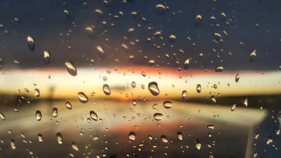 PROGNOZA METEO. Zile cu instabilitate atmosferică, în continuare